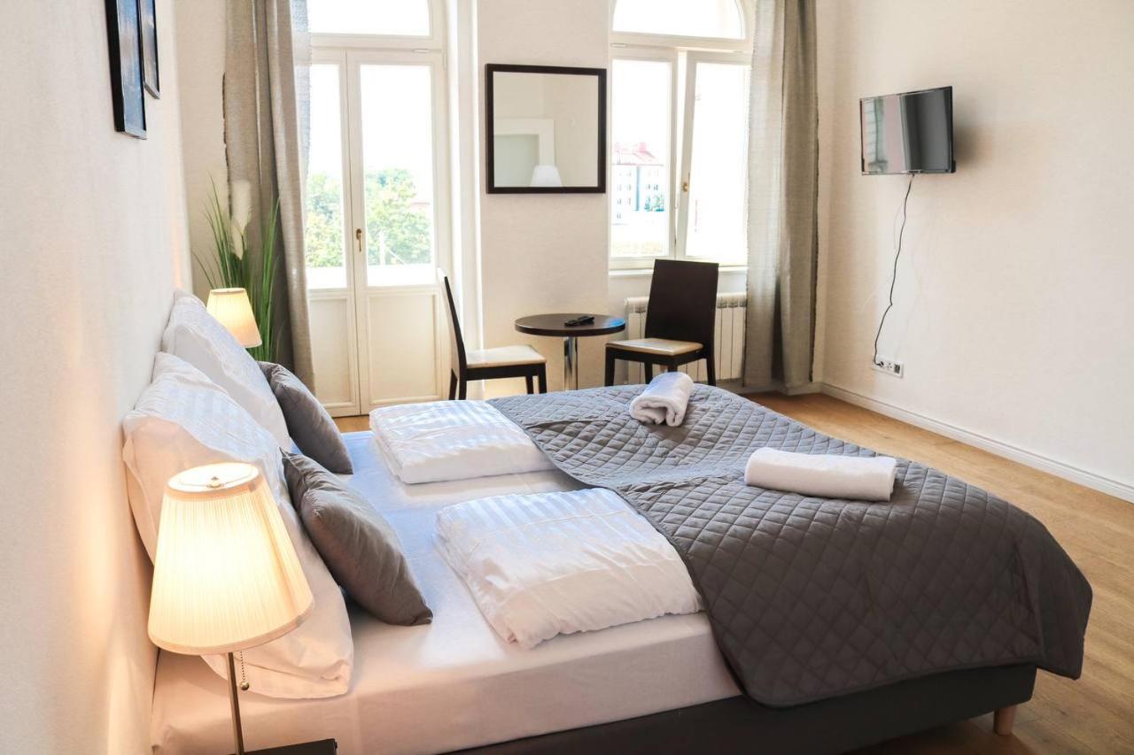 Rose Suites And Rooms Praha Exteriér fotografie